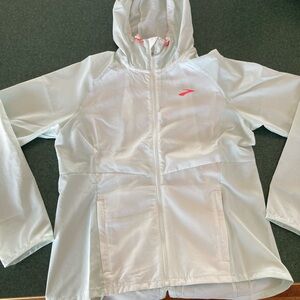 Brooks Canopy Windbreaker Jacket